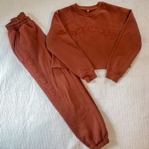 ‘Homebody’ Sweat Suit